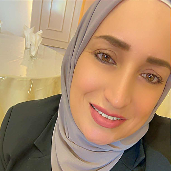 امال حسين مشاقي